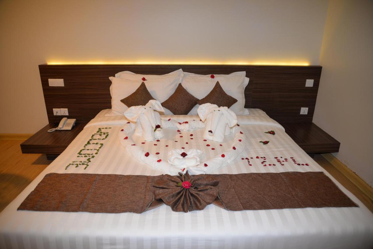 נגפאלי Thazin Palace A Hotel מראה חיצוני תמונה